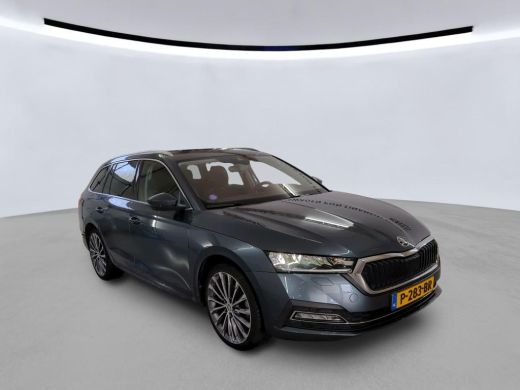Skoda Octavia Combi 1.5 e-TSI Business Edition Plus NL-AUTO | PANODAK | STOELVERWARMING | ELEKTR. KLEP ActivLease financial lease