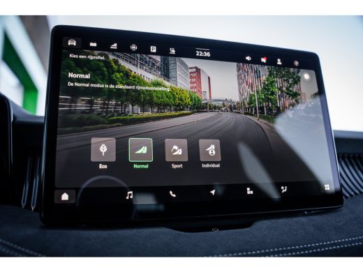 Skoda Superb Combi Sportline Business | Achteruitrijcamera | Climatronic, elektronische airconditioning met 3 ... ActivLease financial lease