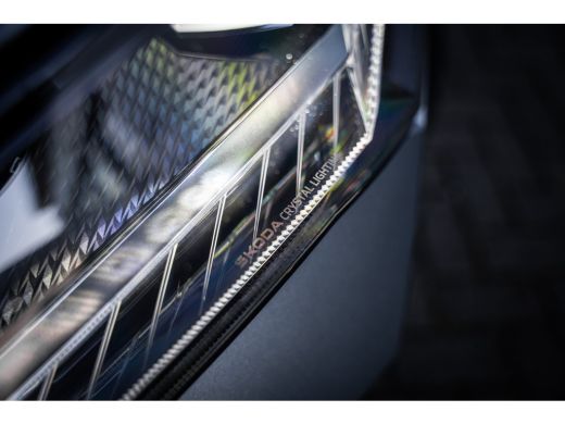 Skoda Superb Combi Sportline Business | Achteruitrijcamera | Climatronic, elektronische airconditioning met 3 ... ActivLease financial lease