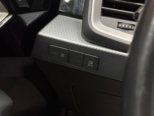 Audi A1 Sportback Sportback 25 TFSI Sport (APPLE CARPLAY, GROOT NAVI, LANE ASSIST, SPORTSTOELEN, CRUISE, GETINT GLA... ActivLease financial lease