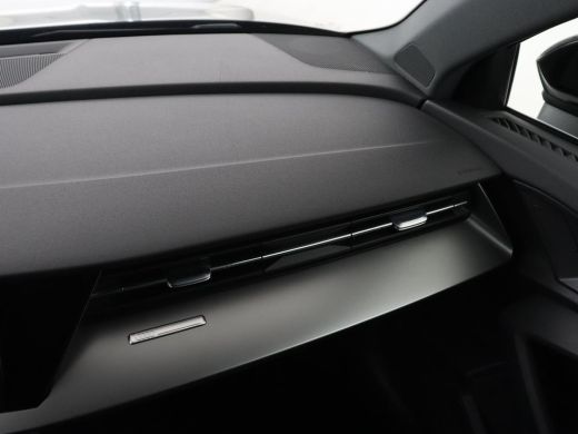 Audi A3 30 TFSI Advanced edition | Sportstoelen | Carplay | Virtual Cockpit | Audi Sound | Navigatie | Fu... ActivLease financial lease