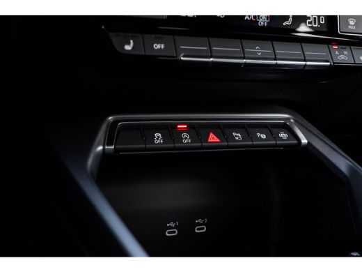 Audi A3 Sportback 30 TFSI S edition 116PK | Camera achter | Stand Kachel | Stoelverw. voor | Apple Carpla... ActivLease financial lease