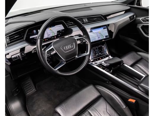 Audi e-tron 55 Quattro S-LINE 95 kWh (300kW/408pk) ** S-LINE, LEDER, ACC, HuD, PANORAMA, 20-inch LMV, ** 1e E... ActivLease financial lease
