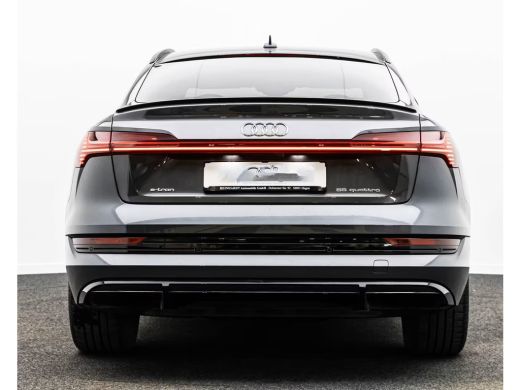Audi e-tron 55 Quattro S-LINE 95 kWh (300kW/408pk) ** S-LINE, LEDER, ACC, HuD, PANORAMA, 20-inch LMV, ** 1e E... ActivLease financial lease