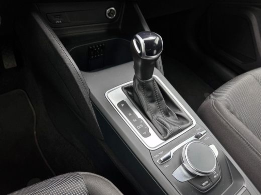 Audi Q2 35 TFSI Advanced edition VIRTUAL | NAVI & CARPLAY | EL-ACHTERKLEP | AD-CRUISE ActivLease financial lease