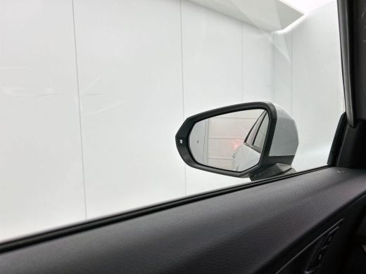 Audi Q2 35 TFSI Advanced edition VIRTUAL | NAVI & CARPLAY | EL-ACHTERKLEP | AD-CRUISE ActivLease financial lease