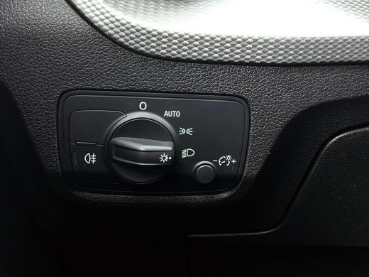 Audi Q2 35 TFSI Advanced edition VIRTUAL | NAVI & CARPLAY | EL-ACHTERKLEP | AD-CRUISE ActivLease financial lease