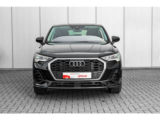 Audi Q3 45 TFSI e Advanced Edition 245 PK | Voorstoelen Verwarmd | Achteruitrijcamera | Ambiance Verlicht... ActivLease financial lease
