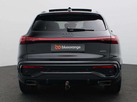 Audi Q5 2.0 TFSI e-hybrid quattro S edition Competition Pano-Schuifdak, Trekhaak, S-Line, Memorystoel, 21... ActivLease financial lease