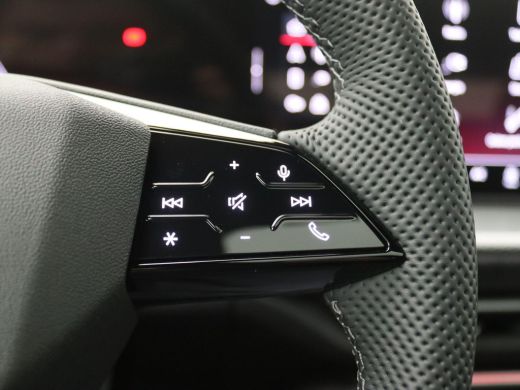 Audi Q5 2.0 TFSI e-hybrid quattro S edition Competition Pano-Schuifdak, Trekhaak, S-Line, Memorystoel, 21... ActivLease financial lease