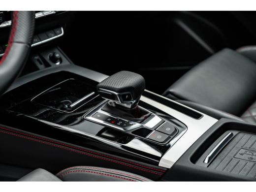 Audi Q5 50 TFSI e S edition Competition 299PK | Trekhaak | Luchtvering | Panorama Dak | Luxe Lederebekled... ActivLease financial lease