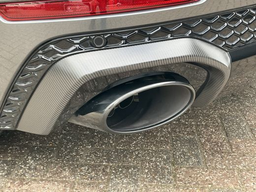 Audi RSQ8 4.0 TFSI RS quattro 640 Performance B&O-3D Pano Keramisch Carbon Massage BOMVOL!! ActivLease financial lease