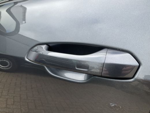 Audi RSQ8 4.0 TFSI RS quattro 640 Performance B&O-3D Pano Keramisch Carbon Massage BOMVOL!! ActivLease financial lease