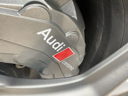Audi RSQ8 4.0 TFSI RS quattro 640 Performance B&O-3D Pano Keramisch Carbon Massage BOMVOL!! ActivLease financial lease