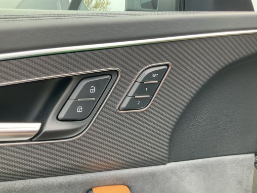 Audi RSQ8 4.0 TFSI RS quattro 640 Performance B&O-3D Pano Keramisch Carbon Massage BOMVOL!! ActivLease financial lease