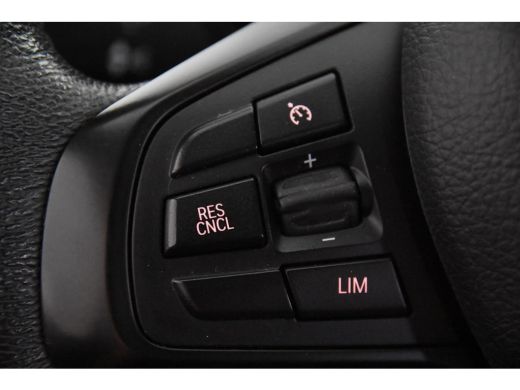 BMW X1 sDrive18i *1ste eigenaar*Navigatie*Standkachel*PDC* ActivLease financial lease