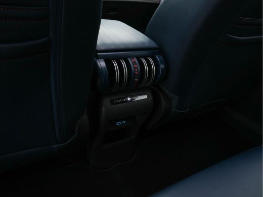 BYD ATTO 3 Comfort 60 kWh [ 3-Fase-11kW ] {SOH-92%} (INCL-BTW) *HEATPUMP | PANO | ADAPTIVE-CRUISE | LEATHER ... ActivLease financial lease