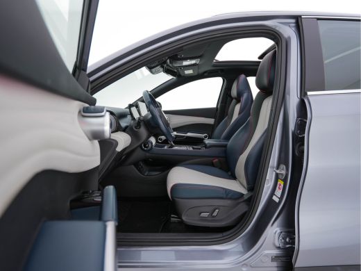 BYD ATTO 3 Comfort 60 kWh [ 3-Fase-11kW ] {SOH-92%} (INCL-BTW) *HEATPUMP | PANO | ADAPTIVE-CRUISE | LEATHER ... ActivLease financial lease