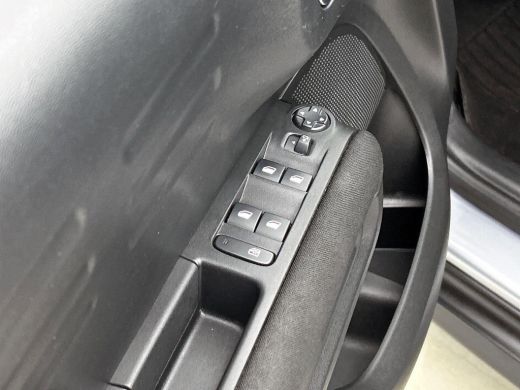 Citroën C3 Aircross 1.2 130PK AUT. Business CARPLAY | CRUISE | STOELVERWARMING ActivLease financial lease