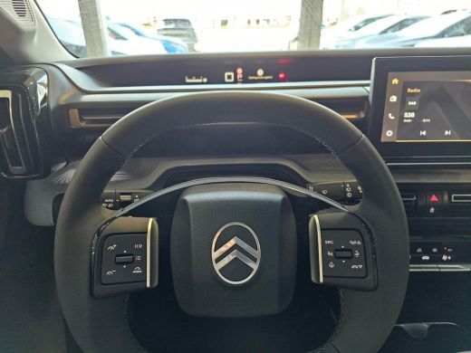 Citroën C3 Aircross Citroen 1.2 Hybrid 145pk Plus Climate Control | Camera | Apple Carplay/Android Auto ActivLease financial lease