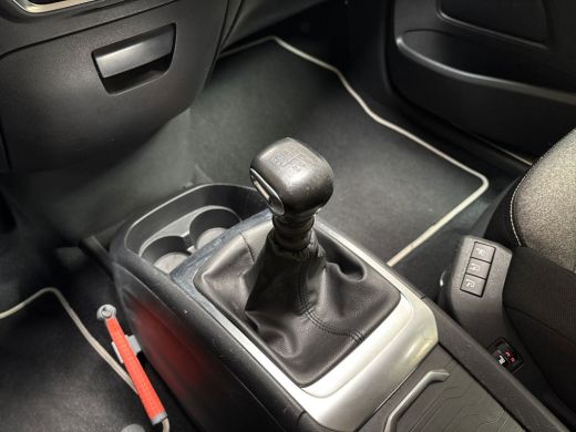 Citroën Grand C4 Spacetourer 1.2 PureTech Black Sport 7 Persoons (APPLE CARPLAY, GROOT NAVI, CAMERA, CLIMATE, STOELMASSAGE/VER... ActivLease financial lease