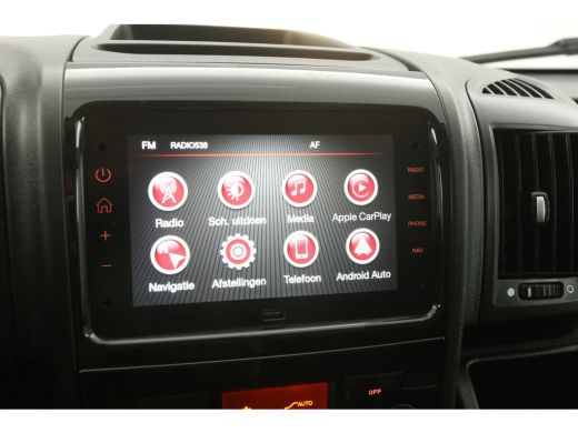 Citroën Jumper 2.2 BlueHDi 140PK 3.5t | Bakwagen | Laadklep | Airco | Camera | Cruise | Carplay | 3 Zits | Laadbak ActivLease financial lease