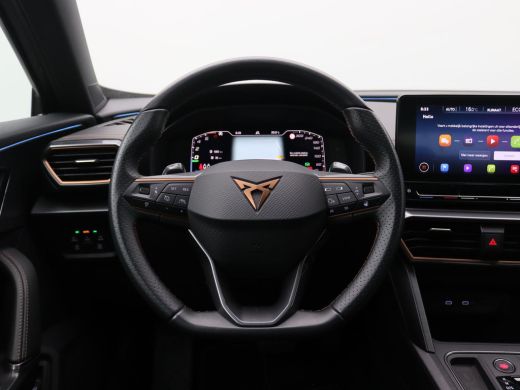 CUPRA Formentor 1.4 e-Hybrid Adrenaline 204PK DSG Panoramadak, Elektrische Achterklep, Achteruitrijcamera, Keyles... ActivLease financial lease