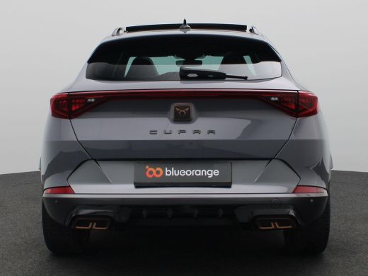 CUPRA Formentor 1.4 e-Hybrid VZ Performance 245PK DSG Panoramadak, Trekhaak, Memorystoel, Keyless, 19" LM Velgen,... ActivLease financial lease