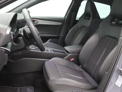 CUPRA Formentor 1.4 e-Hybrid VZ Performance 245PK DSG Panoramadak, Trekhaak, Memorystoel, Keyless, 19" LM Velgen,... ActivLease financial lease