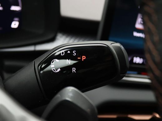 CUPRA Terramar 1.5 TSI e-Hybrid VZ Performance 272PK DSG Pano-Schuifdak, Trekhaak, 20" LM Velgen, Matrix-LED Ver... ActivLease financial lease