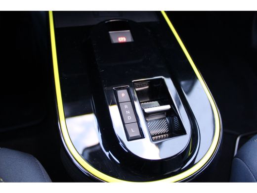 Fiat Grande Panda 1.2 Hybrid La Prima | Achteruitrijcamera | Airco (automatisch) | Apple Carplay/Android Auto|telef... ActivLease financial lease