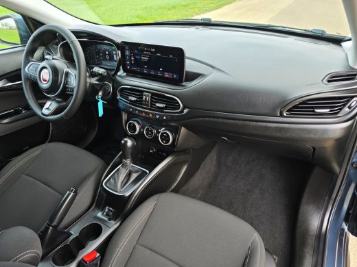 Fiat Tipo Stationwagon 1.5 Hybrid City - 150 Pk - PHEV - Navi - ParkeerCamera ActivLease financial lease