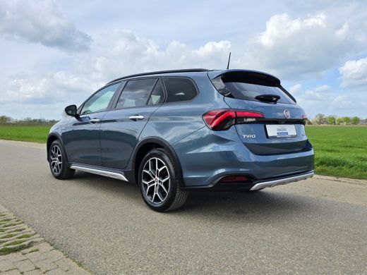 Fiat Tipo Stationwagon 1.5 Hybrid City - 150 Pk - PHEV - Navi - ParkeerCamera ActivLease financial lease