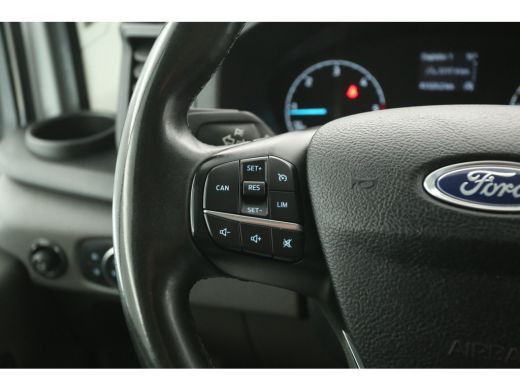 Ford Transit 2.0 TDCI L3H3 | Airco | Camera | Cruise | 3 Zits | Parkeersensoren ActivLease financial lease