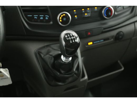 Ford Transit 2.0 TDCI L3H3 | Airco | Camera | Cruise | 3 Zits | Parkeersensoren ActivLease financial lease