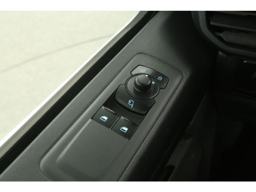 Ford Transit Custom 2.0 TDCI L1H1 | Airco | Virtual | Camera | 3 Zits | Cruise | Carplay | LED ActivLease financial lease