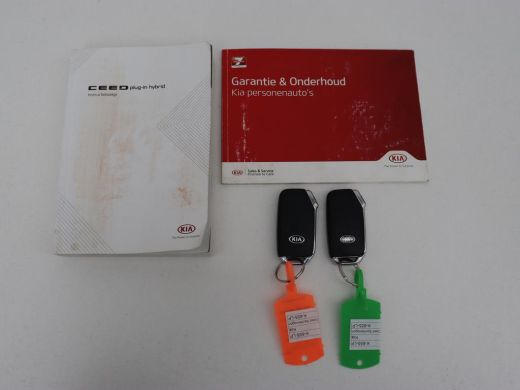 Kia Ceed 1.6 GDI PHEV DynamicPlusLine | Trekhaak | Stoelverwarming | Adaptive cruise | Camera | Carplay | ... ActivLease financial lease