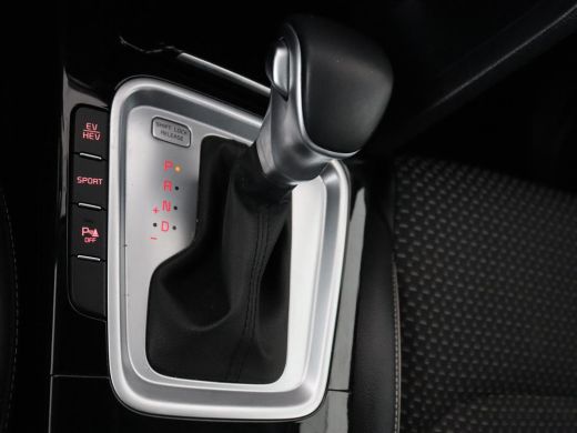 Kia Ceed 1.6 GDI PHEV DynamicPlusLine | Trekhaak | Stoelverwarming | Adaptive cruise | Camera | Carplay | ... ActivLease financial lease