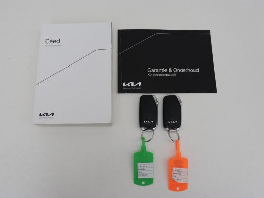 Kia ProCeed 1.5 T-GDi GT-PlusLine | Panoramadak | Stoelverwarming | Leder/Alcantara | Camera | Adaptive cruis... ActivLease financial lease