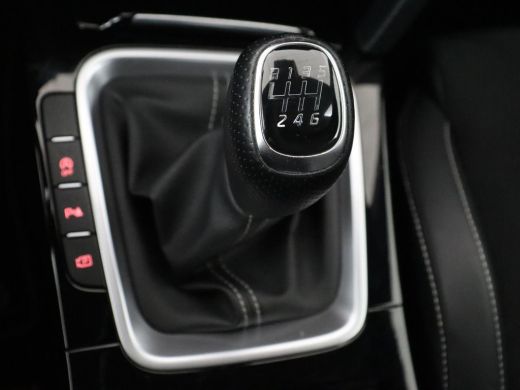 Kia ProCeed 1.5 T-GDi GT-PlusLine | Panoramadak | Stoelverwarming | Leder/Alcantara | Camera | Adaptive cruis... ActivLease financial lease