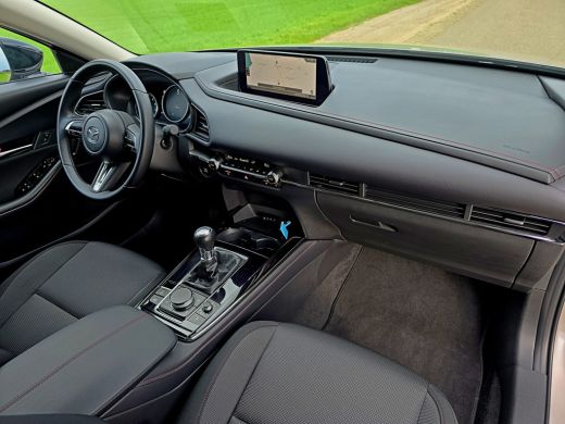Mazda CX-30 2.5 e-SkyActiv-G M Hybrid Centre-line - 150 Pk - ParkeerCamera - Stoelverwarming - Navi ActivLease financial lease