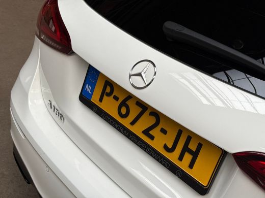 Mercedes-Benz A-Klasse 180 AMG Sport Automaat (SCHUIFDAK, SFEERVERLICHTING, GROOT NAVI, LEDER/ALCANTARA, CAMERA, SPORTST... ActivLease financial lease