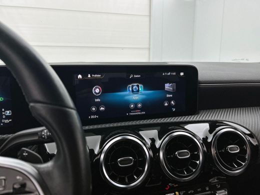 Mercedes-Benz A-Klasse 250 e Black Line WIDE-SCREEN | NAVI | STOF-LEDER ActivLease financial lease