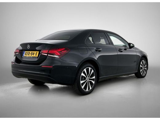 Mercedes-Benz A-Klasse 250 e Black Line WIDE-SCREEN | NAVI | STOF-LEDER ActivLease financial lease