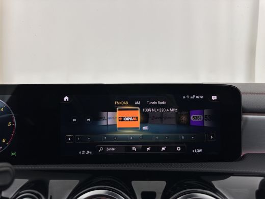 Mercedes-Benz CLA Shooting Brake 200 d AMG-Sportpack Business Solution (INCL-BTW) *PANO | DISTRONIC | LEATHER-MICRO... ActivLease financial lease