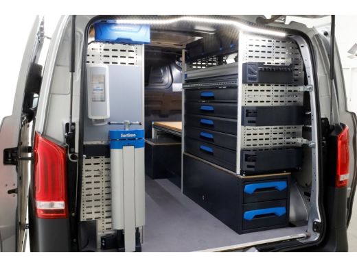 Mercedes-Benz Vito 114 CDI 136pk Compact 9G Automaat 2x Schuifdeur/LED/Camera/Inrichting 11-2022 ActivLease financial lease