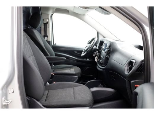 Mercedes-Benz Vito 114 CDI 136pk Compact 9G Automaat 2x Schuifdeur/LED/Camera/Inrichting 11-2022 ActivLease financial lease