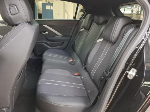 Opel Astra 1.2 Turbo Hybrid GS | Automaat | Panorama/schuifdak | Matrix LED koplampen | AGR | NL auto | 9.00... ActivLease financial lease