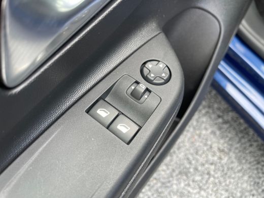 Opel Corsa 1.2 100PK Edition TREKHAAK| PARKEERSENSOR ACHTER| ELEKTRISCHE RAMEN| APPLE CARPLAY/ANDROID AUTO| ... ActivLease financial lease