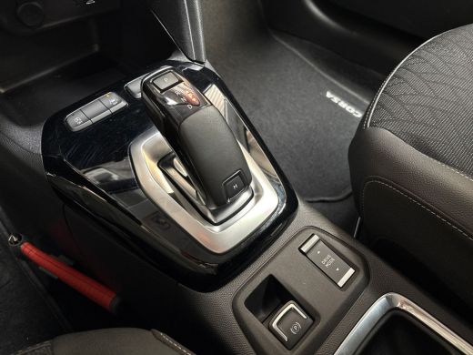 Opel Corsa 1.2 Elegance Automaat (VIRTUAL COCKPIT, APPLE CARPLAY, GROOT NAVI, GETINT GLAS, SPORTSTOELEN, LM ... ActivLease financial lease